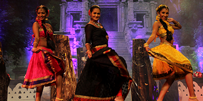 Bollywood Mix Dance - Uma Dance Academy Sri lanka Dancing